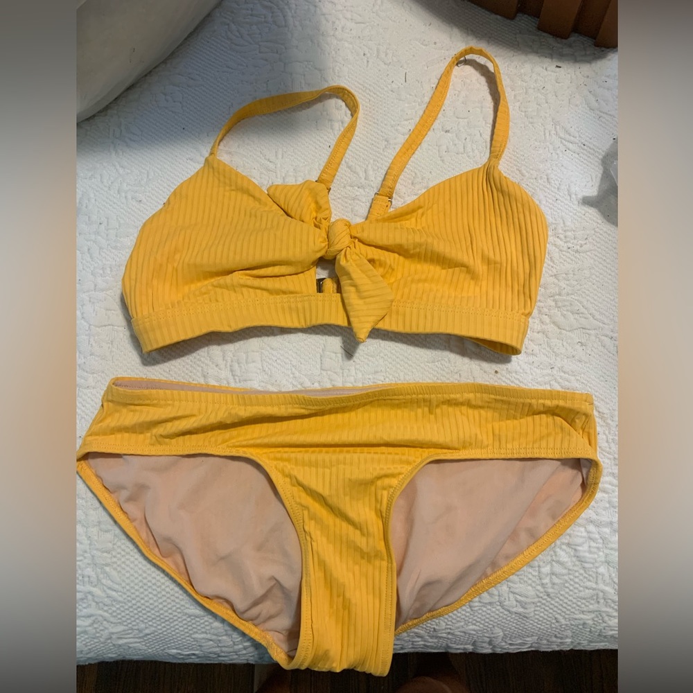Albion fit suit size small